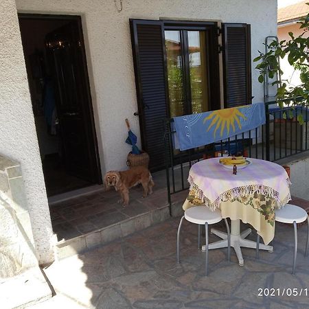 הוילה Dhílesi Sea View Dilesi מראה חיצוני תמונה